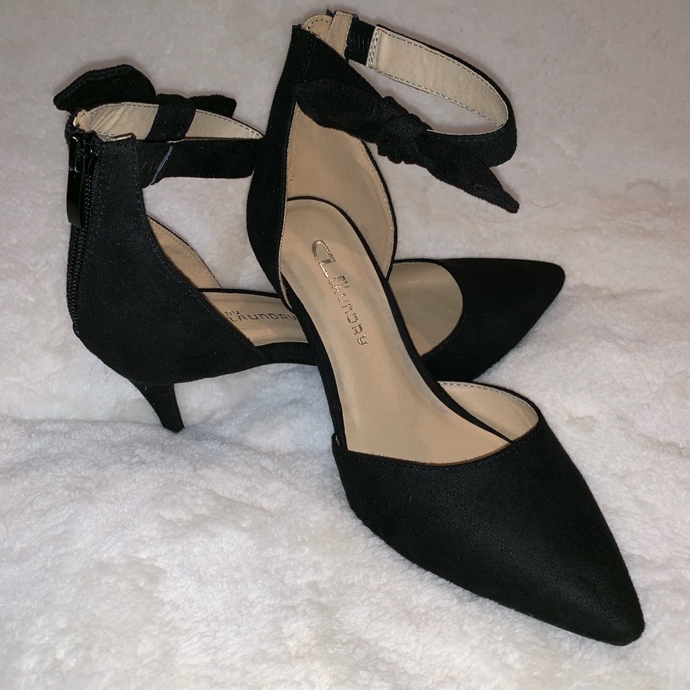 CL by Laundry black heels/pumps